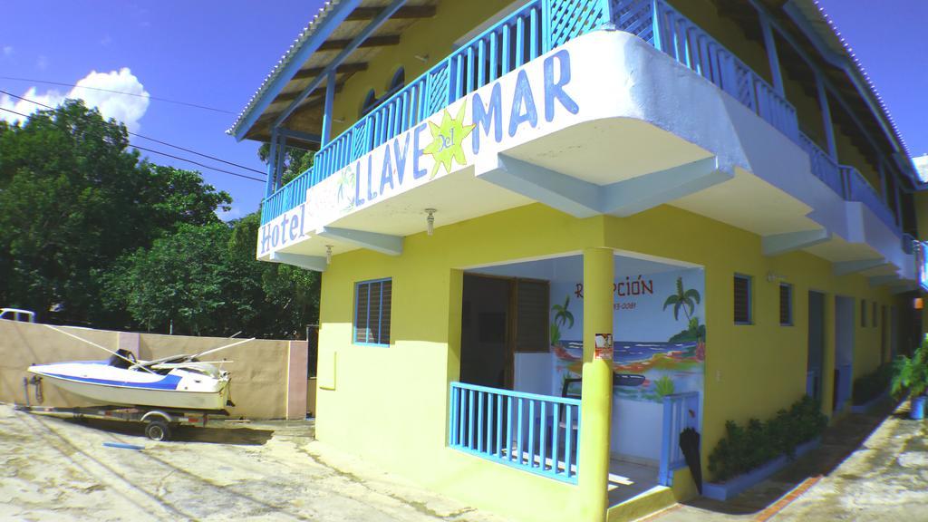 ホテルLlave Del Mar バヤイベ エクステリア 写真