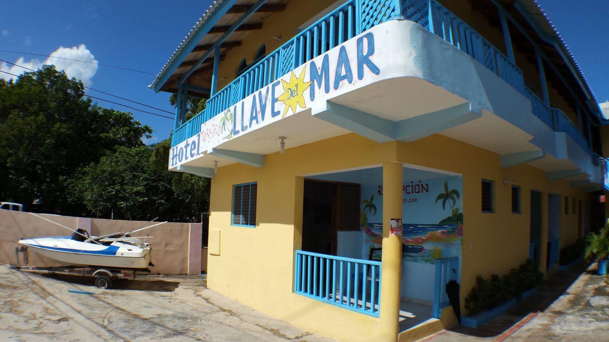 ホテルLlave Del Mar バヤイベ エクステリア 写真